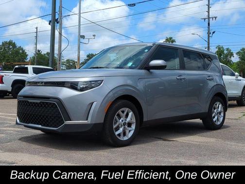 Gray 2025 Kia Soul LX Hatchback