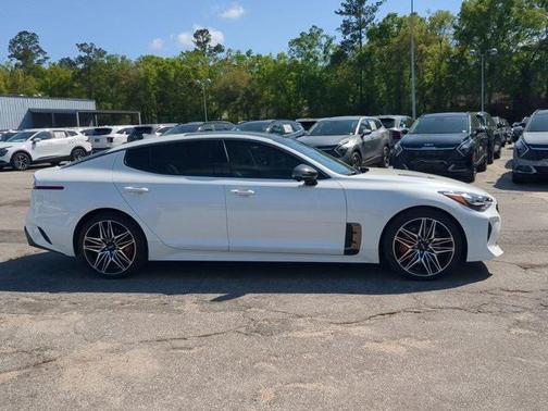 2022 Kia Stinger GT2