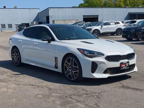2022 Kia Stinger GT2