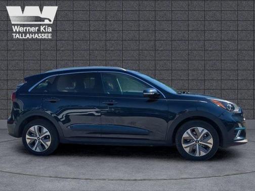 2022 Kia Niro EV EX
