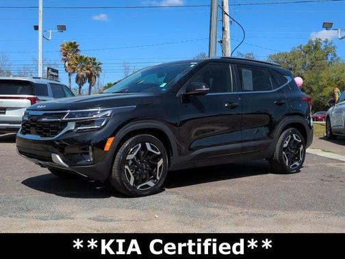 Black 2024 Kia Seltos SX