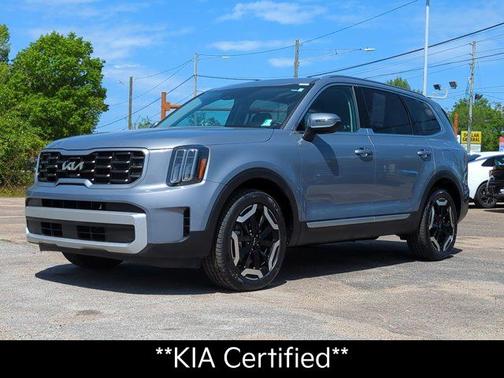 Everlasting Silver 2025 Kia Telluride S
