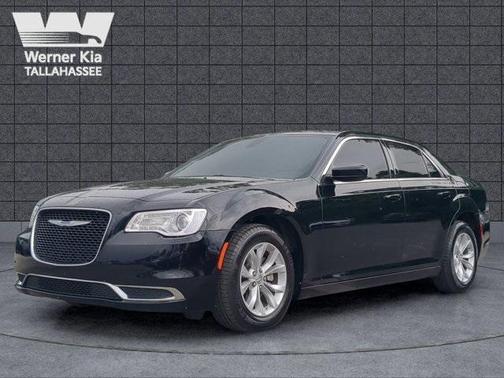 2023 Chrysler 300 Touring