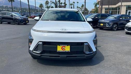 2025 Hyundai KONA SE