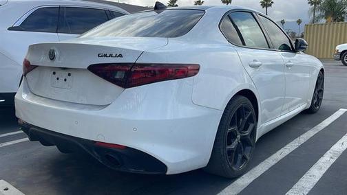 2020 Alfa Romeo Giulia Sport