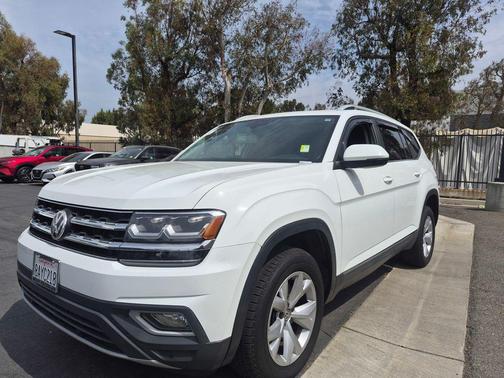 Pure White 2018 Volkswagen Atlas 3.6L SEL