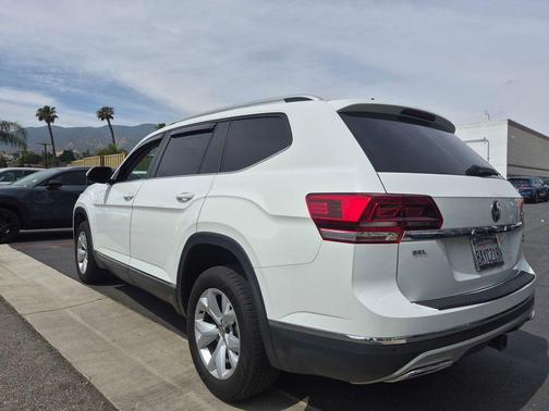 Pure White 2018 Volkswagen Atlas 3.6L SEL