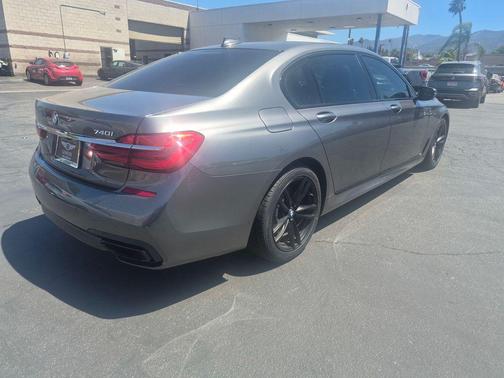 Gray Metallic 2018 BMW 740 740i