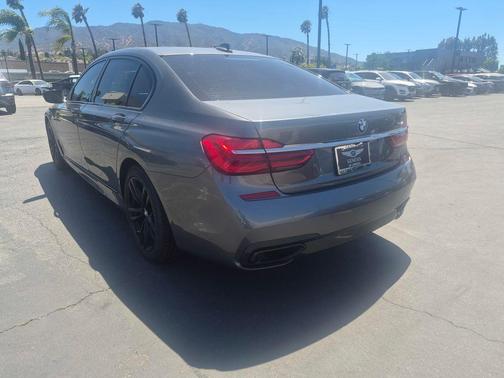 Gray Metallic 2018 BMW 740 740i