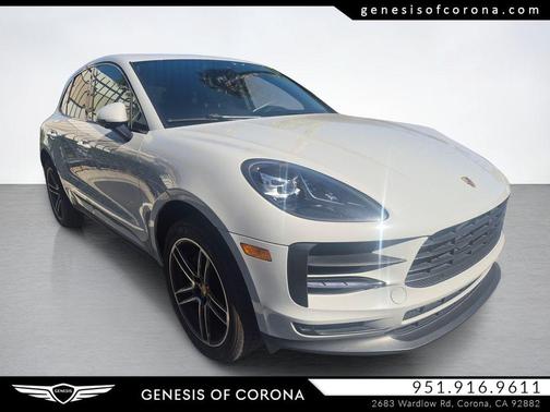 Carrara White Metallic 2021 Porsche Macan Macan
