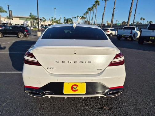 2023 Genesis G70 3.3T RWD