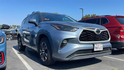 2022 Toyota Highlander XLE