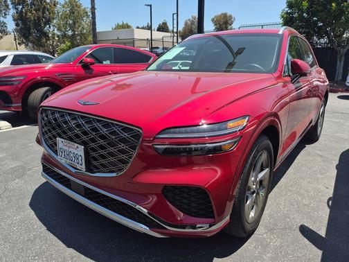 Mauna Red 2026 Genesis GV70 2.5T Select