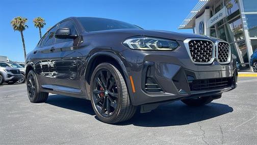 2022 BMW X4 xDrive30i