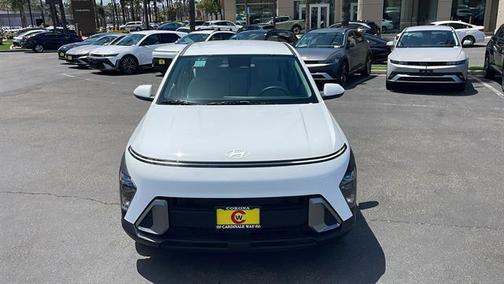 2025 Hyundai KONA SE