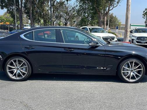 2025 Genesis G70 2.5T RWD