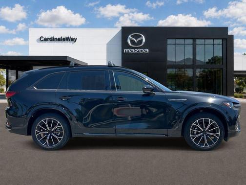 Jet Black Mica 2026 Mazda CX-70 3.3 Turbo S Premium