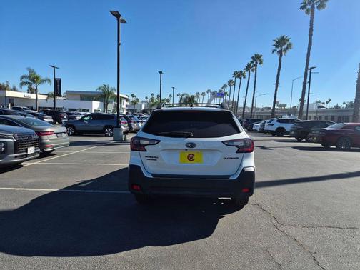 2023 Subaru Outback Onyx Edition