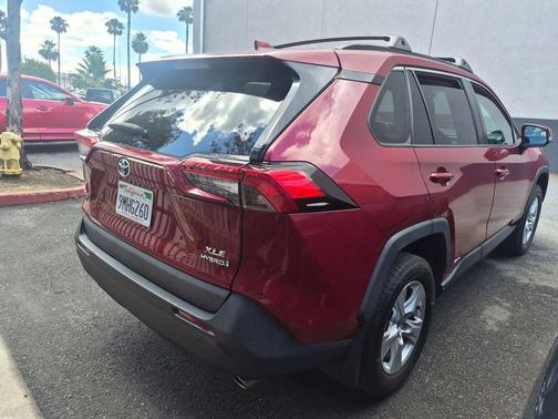 Ruby Flare Pearl 2021 Toyota RAV4 Hybrid XLE