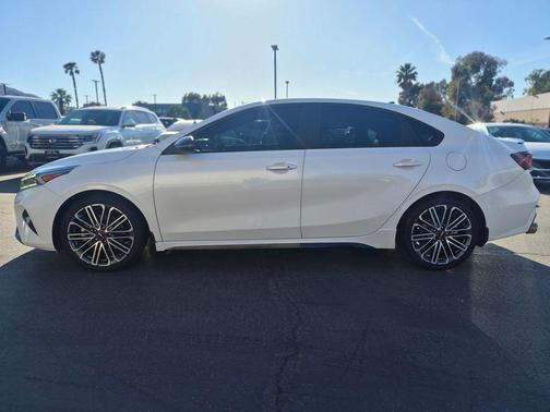 Snow White Pearl 2024 Kia Forte GT