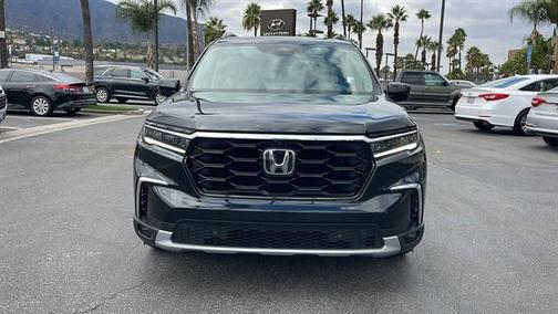 2023 Honda Pilot AWD Elite