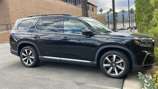 2023 Honda Pilot AWD Elite
