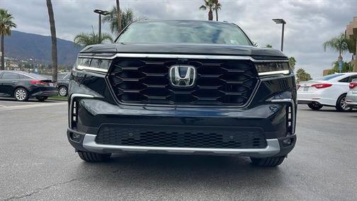 2023 Honda Pilot AWD Elite