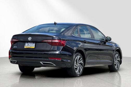 Deep Black 2020 Volkswagen Jetta 1.4T SEL Premium