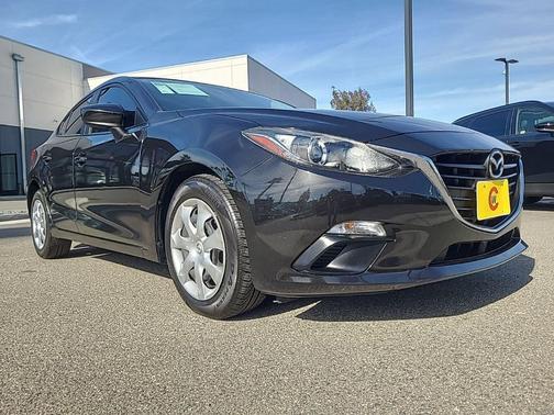 2015 Mazda Mazda3 i Sport