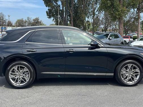 2025 Genesis GV70 2.5T AWD