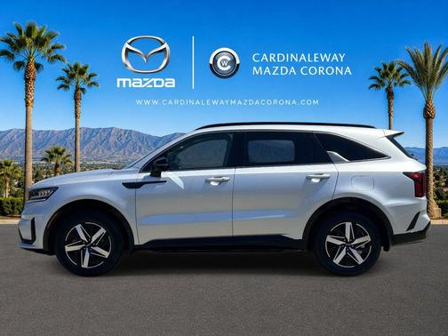 Sparkling Silver 2022 Kia Sorento S
