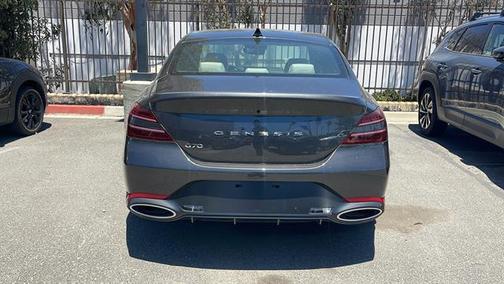 2025 Genesis G70 2.5T RWD