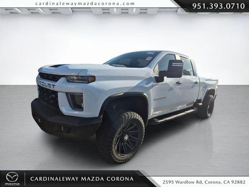 Summit White 2022 Chevrolet Silverado 2500 Custom