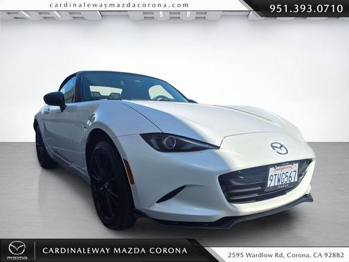 Snowflake White Pearl Mica 2025 Mazda MX-5 Miata Club