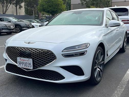 2025 Genesis G70 2.5T RWD