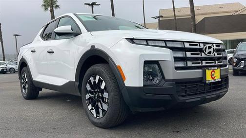 2025 Hyundai SANTA CRUZ SE