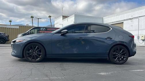 2022 Mazda Mazda3 FWD w/Premium Package