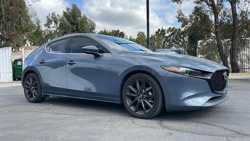 2022 Mazda Mazda3 FWD w/Premium Package