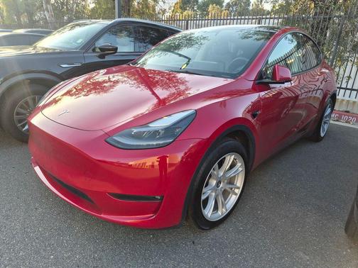 Red Multi-Coat 2023 Tesla Model Y Long Range Dual Motor All-Wheel Drive