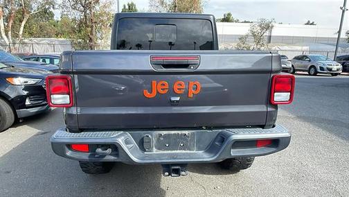 2022 Jeep Gladiator Sport