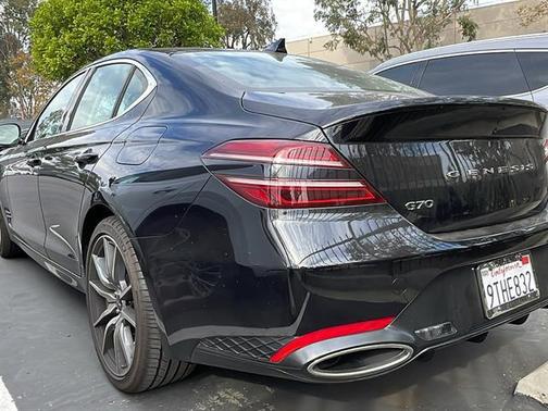 2025 Genesis G70 2.5T RWD