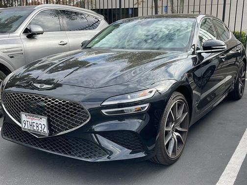 2025 Genesis G70 2.5T RWD