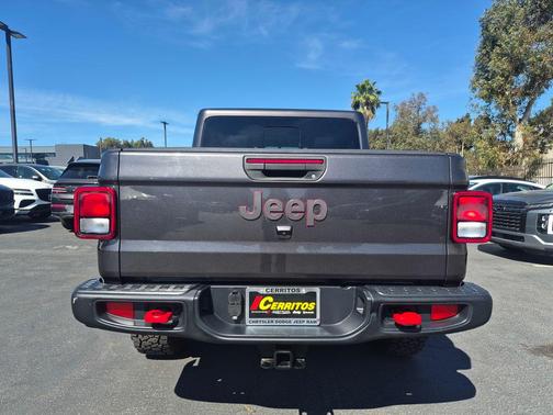 Granite Crystal Metallic Clearcoat 2022 Jeep Gladiator Rubicon