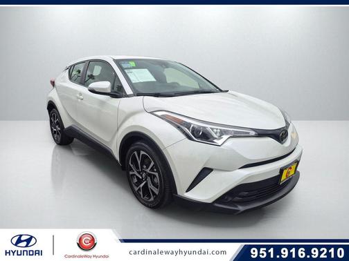 Blizzard Pearl 2019 Toyota C-HR XLE