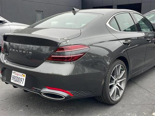 2025 Genesis G70 2.5T RWD
