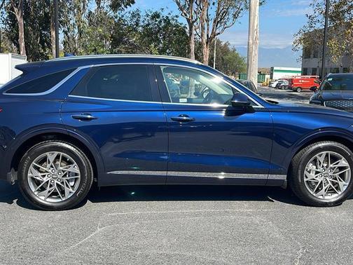 2025 Genesis GV70 2.5T AWD