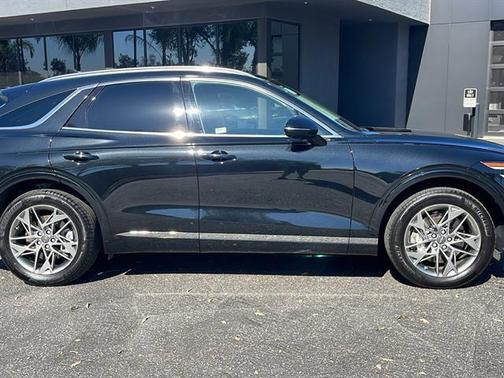2025 Genesis GV70 2.5T AWD