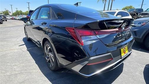 2025 Hyundai ELANTRA Sport