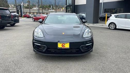2023 Porsche Panamera 4