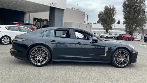 2023 Porsche Panamera 4